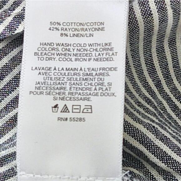 Express Gray Mini The V-neckline wide-leg Cropped Jumpsuit Romper Striped Sz Lg - Picture 4 of 9